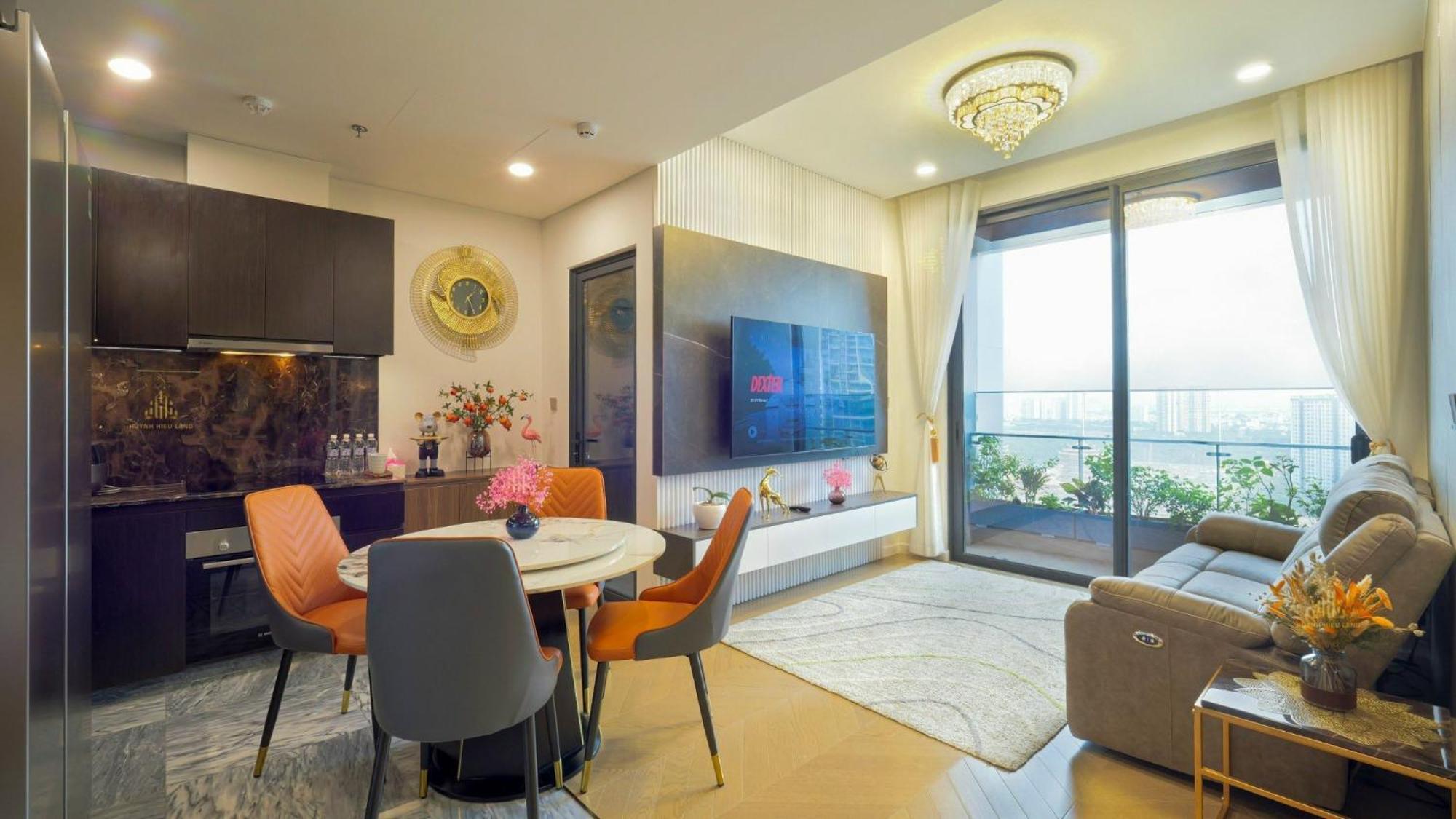 Lumiere Riverside By Aura Luxury Apartment